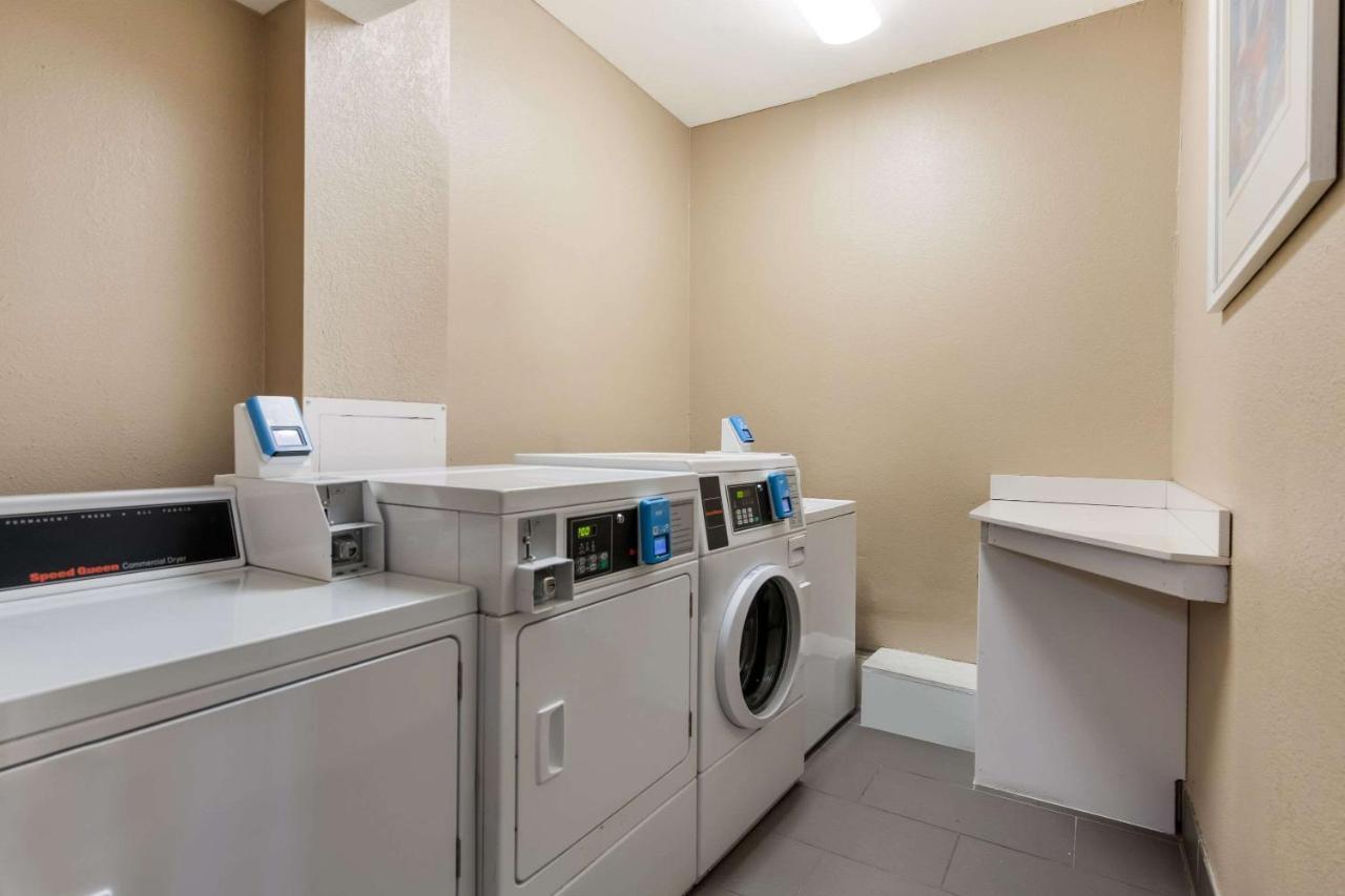 Comfort Inn South Oceanfront Nags Head Zewnętrze zdjęcie